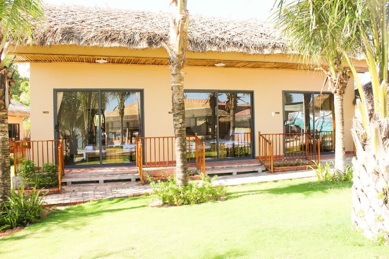Eagles Beach Resort Фантхьєт Екстер'єр фото