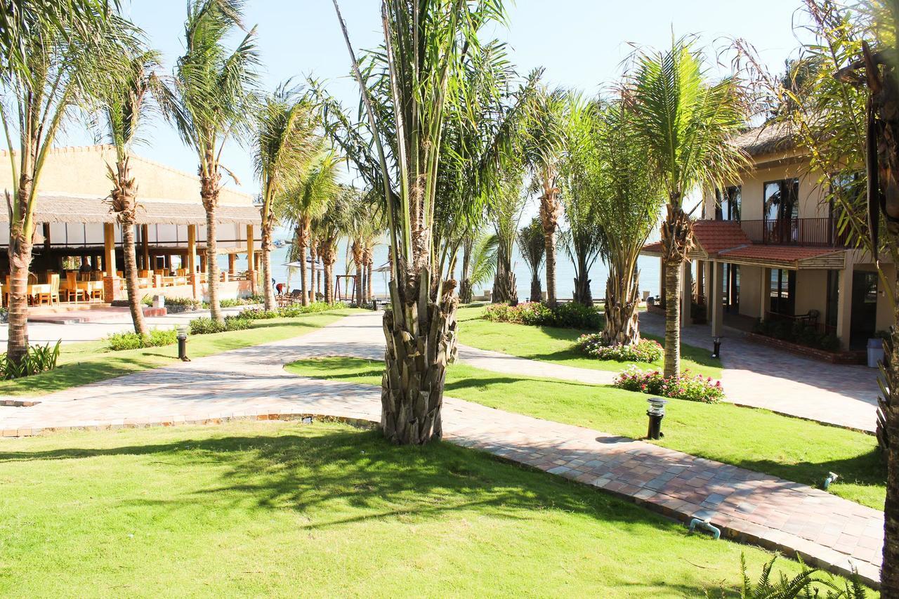 Eagles Beach Resort Фантхьєт Екстер'єр фото
